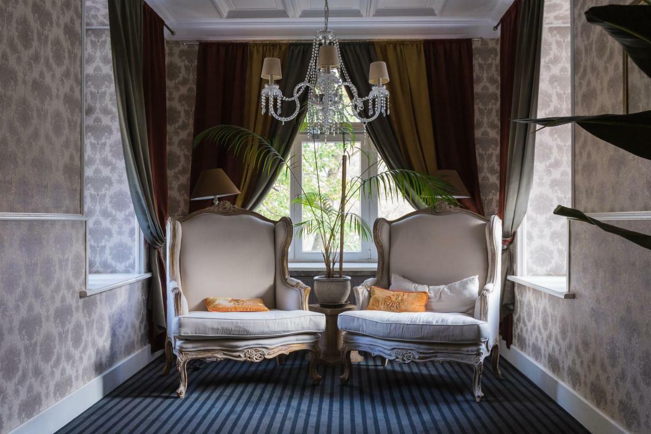 Hotel Fryderyk ドゥシュニキ・ズドルイ エクステリア 写真